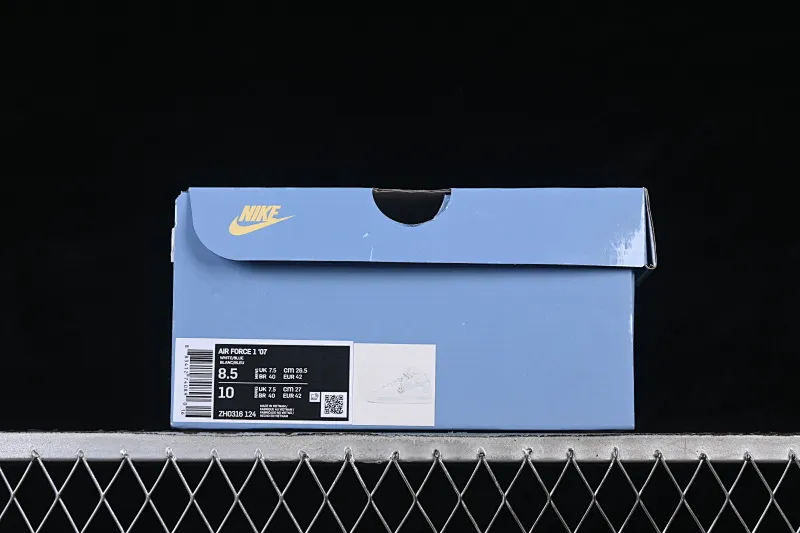 All categories Nk Air Force 1 Air Force series Nk Air Force 1 Mid Air Force mid-top Nike Air Force 1'07 Mid broken hook inkjet Air Force 1 mid-top casual sneakers ZH0316-124